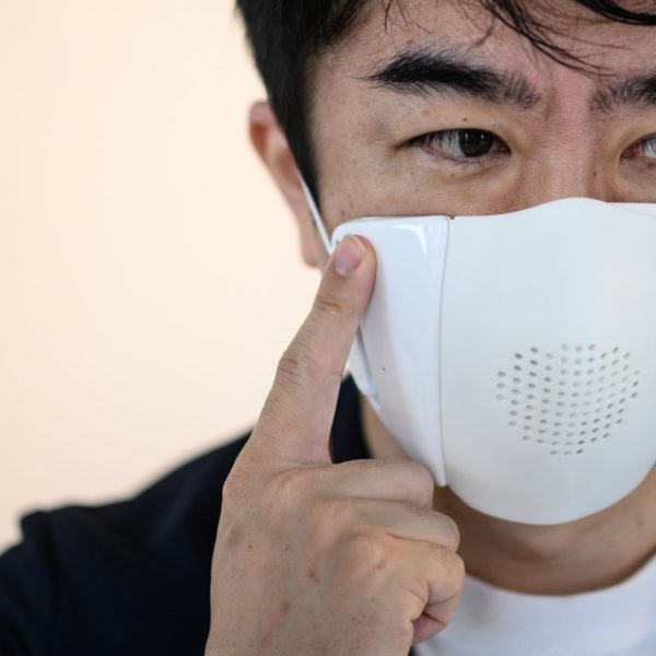 Smart Mask, máscara inteligente que traduz enquanto você fala
